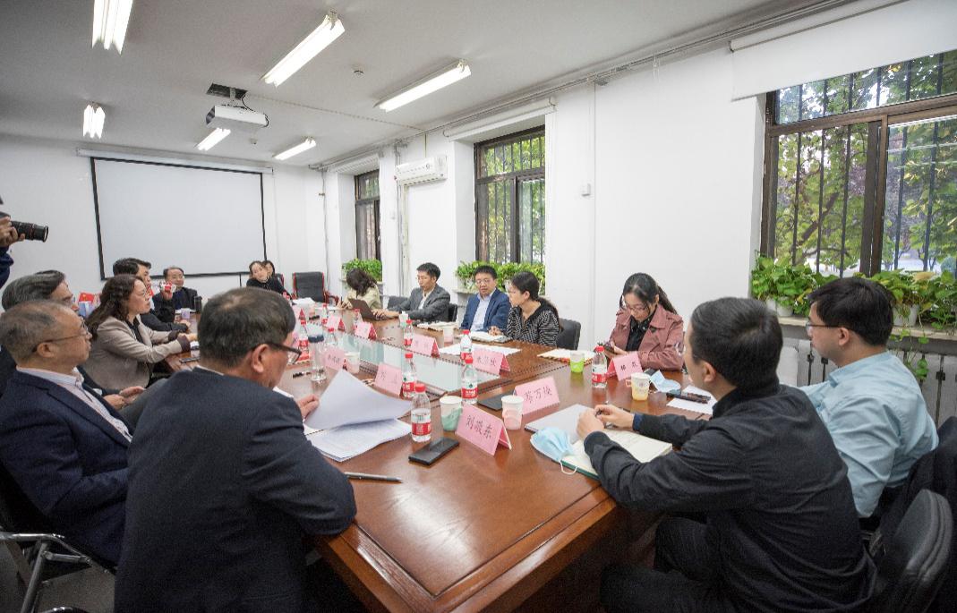 2025新澳门开门原料免费