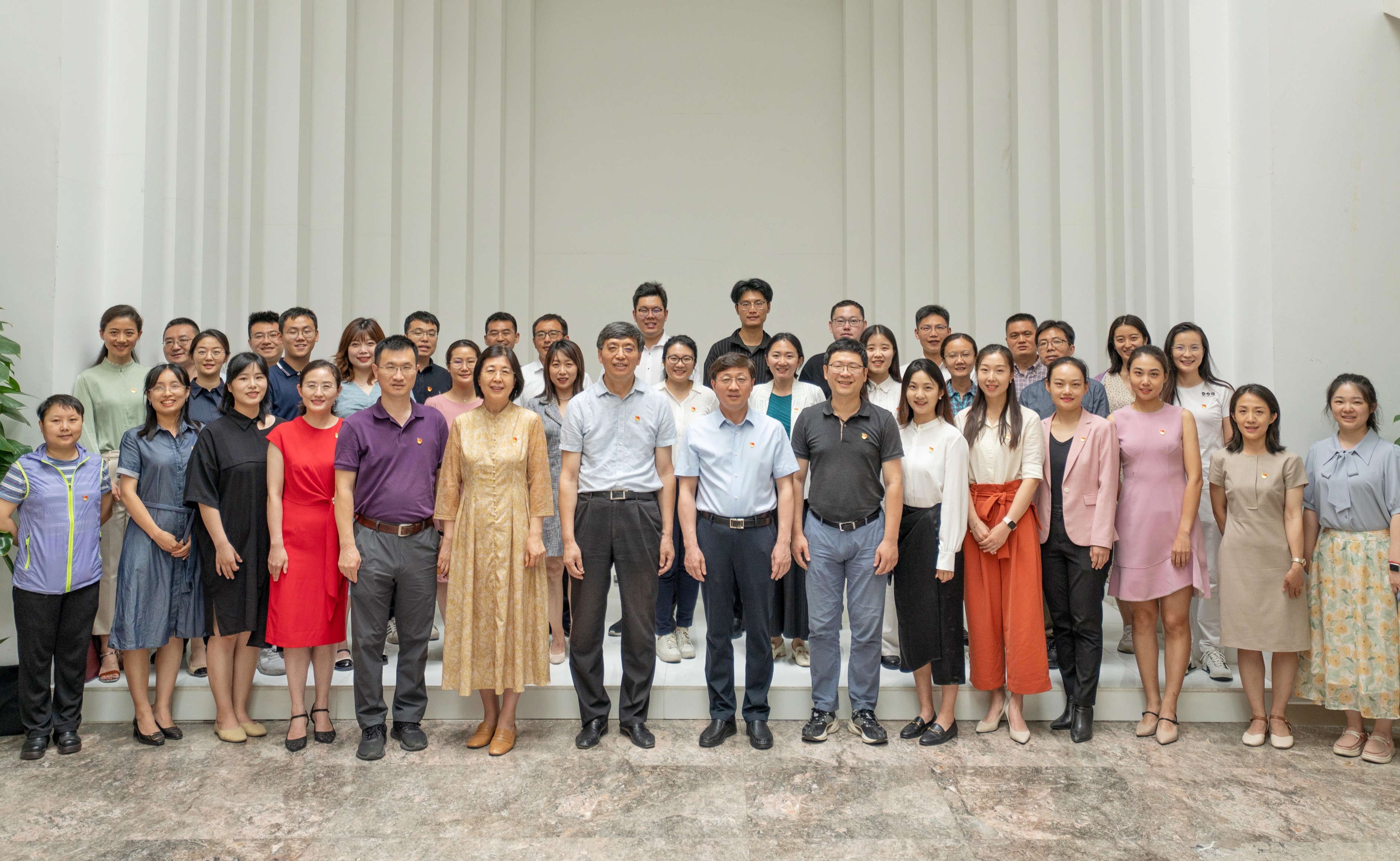 2025新澳门开门原料免费