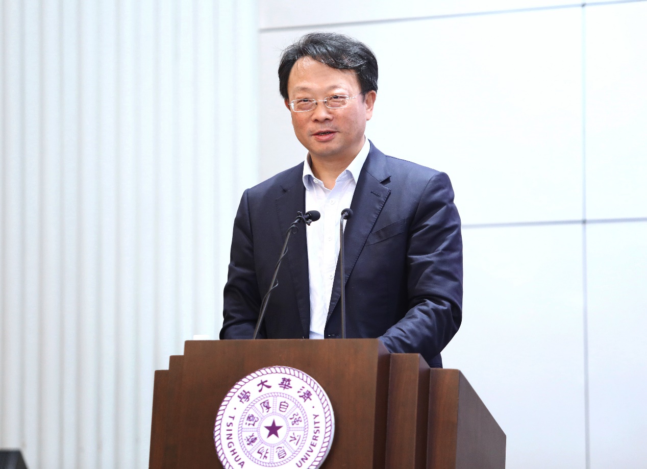 2025新澳门开门原料免费