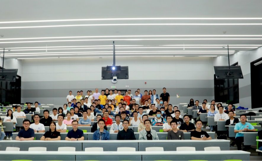 2025新澳门开门原料免费