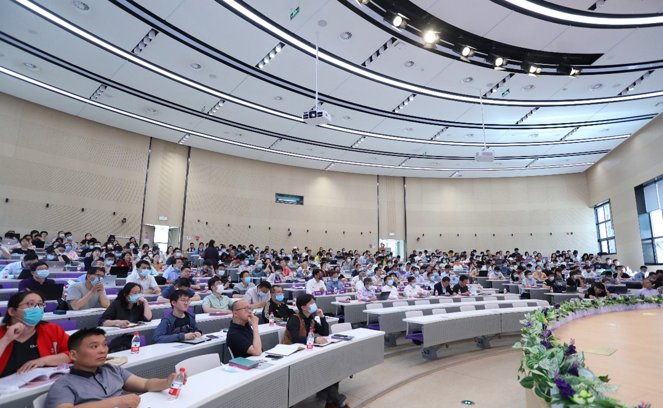 2025新澳门开门原料免费