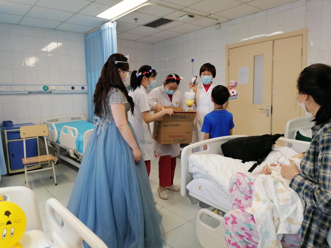 2025新澳门开门原料免费