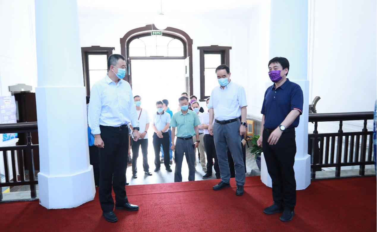 2025新澳门开门原料免费