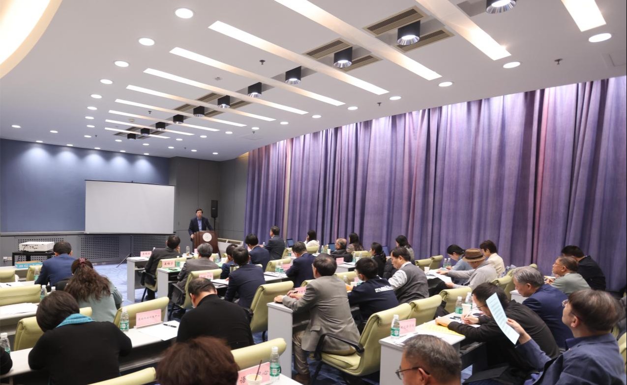 2025新澳门开门原料免费