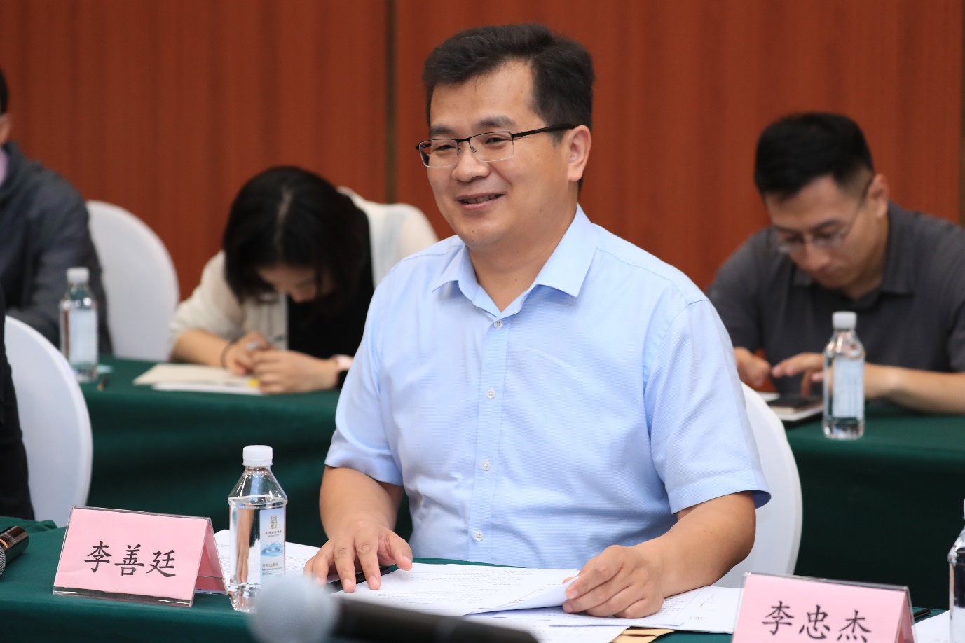 2025新澳门开门原料免费