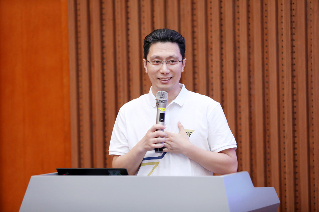 2025新澳门开门原料免费