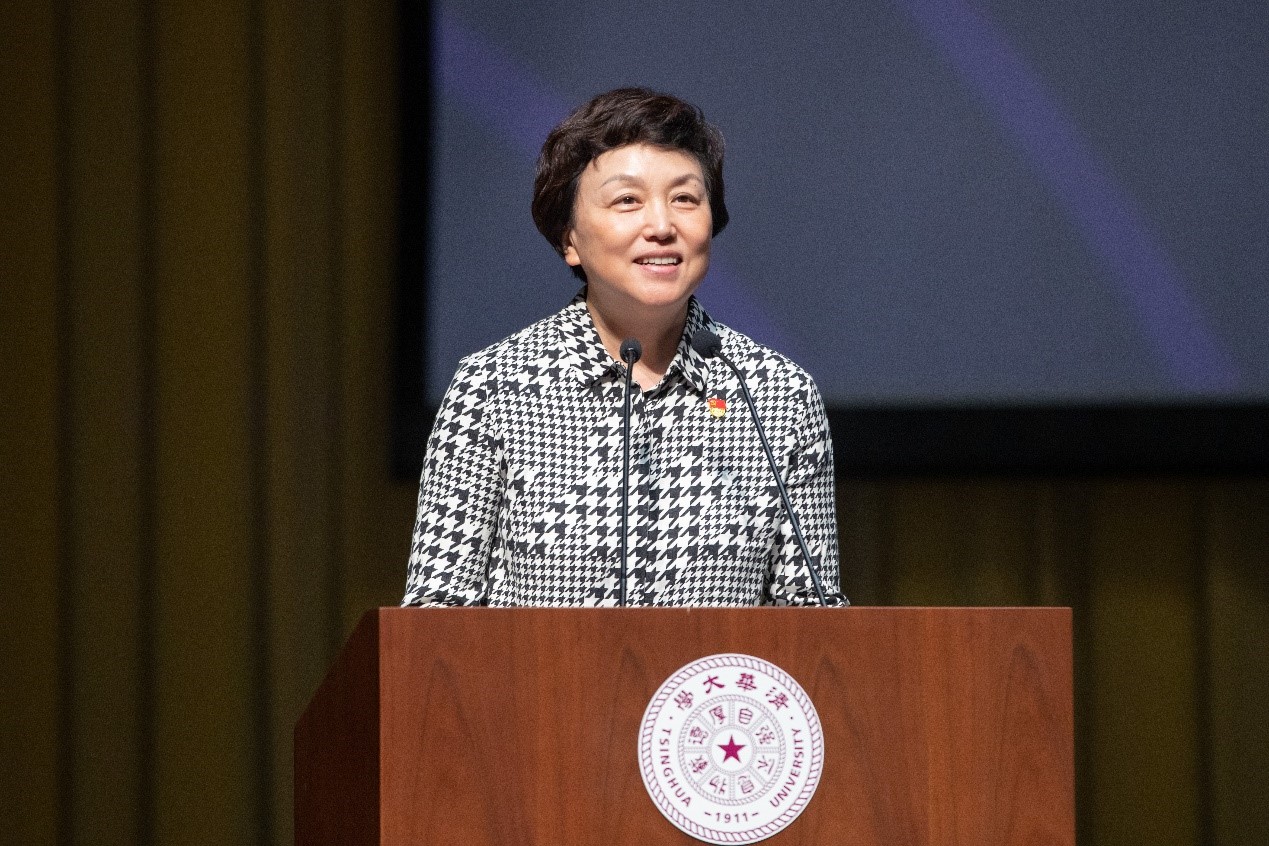 2025新澳门开门原料免费