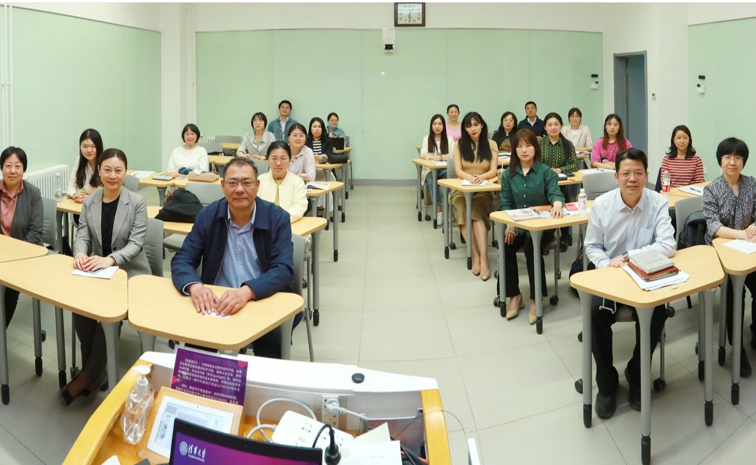 2025新澳门开门原料免费