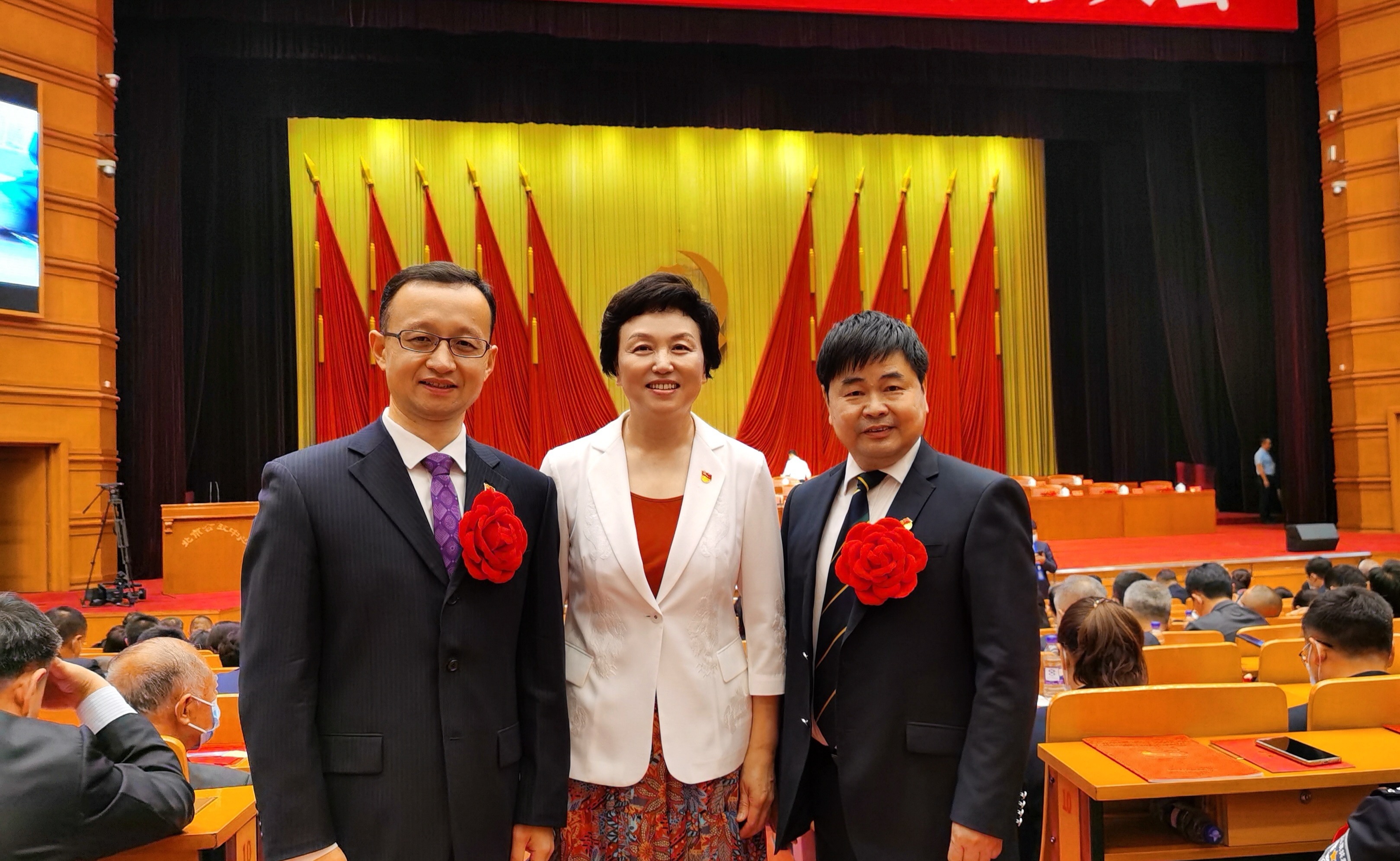 2025新澳门开门原料免费