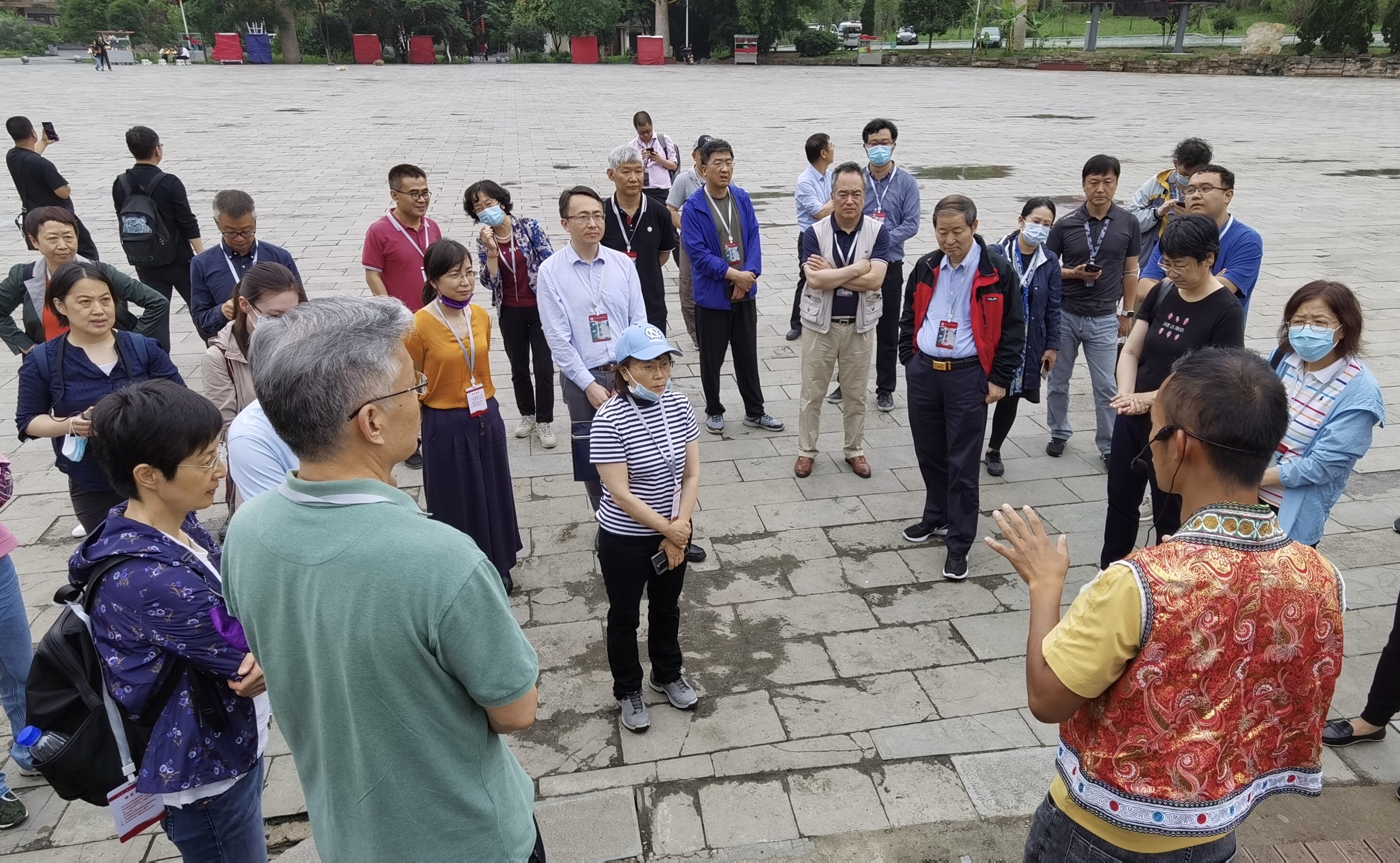 2025新澳门开门原料免费