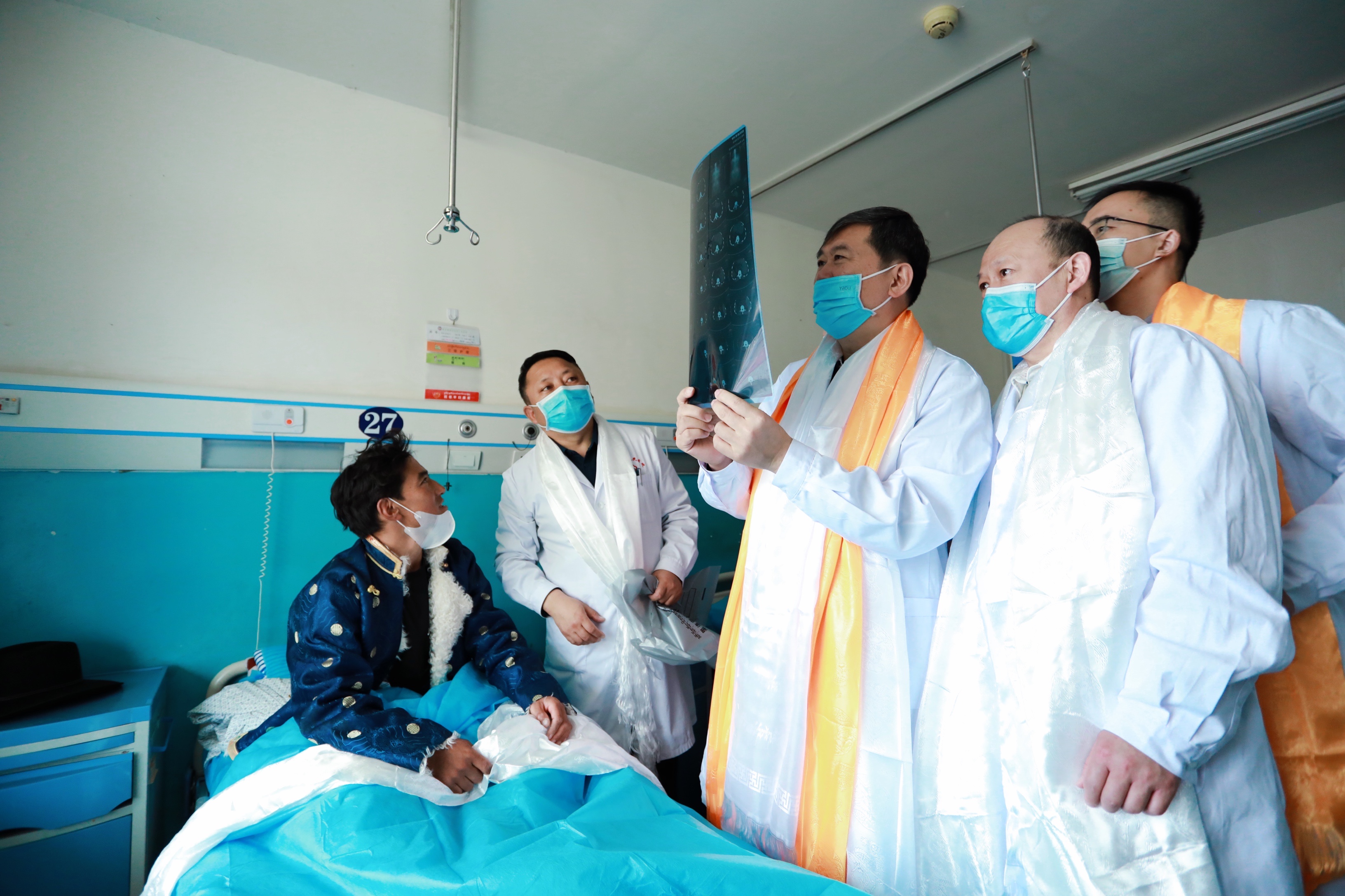 2025新澳门开门原料免费