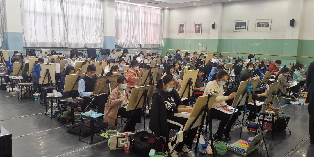 2025新澳门开门原料免费