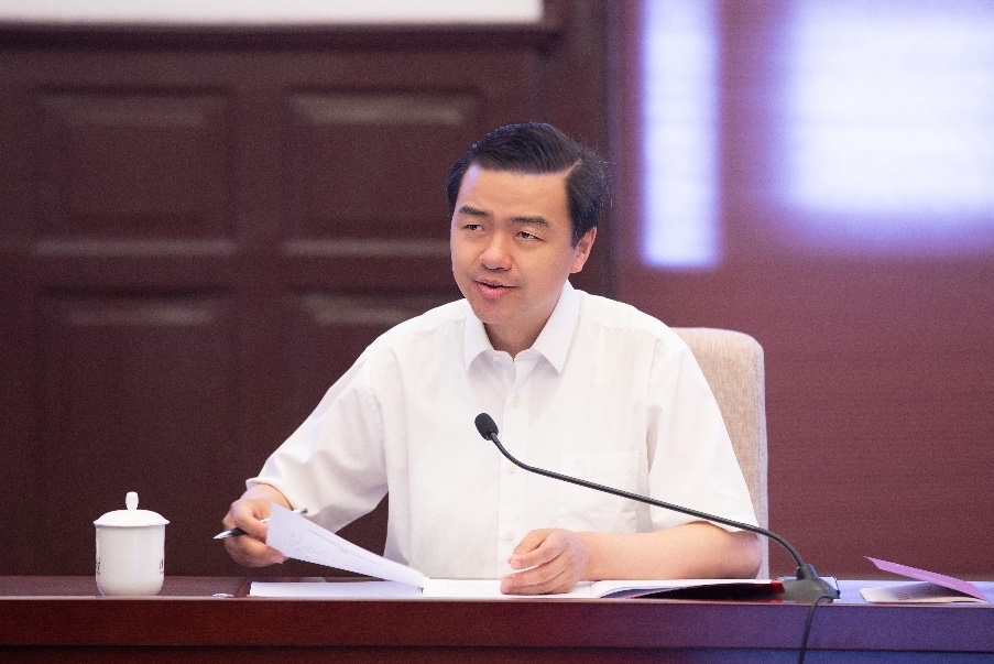 2025新澳门开门原料免费