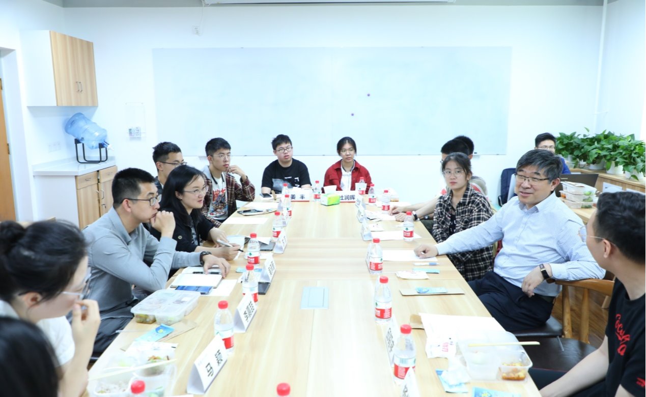 2025新澳门开门原料免费