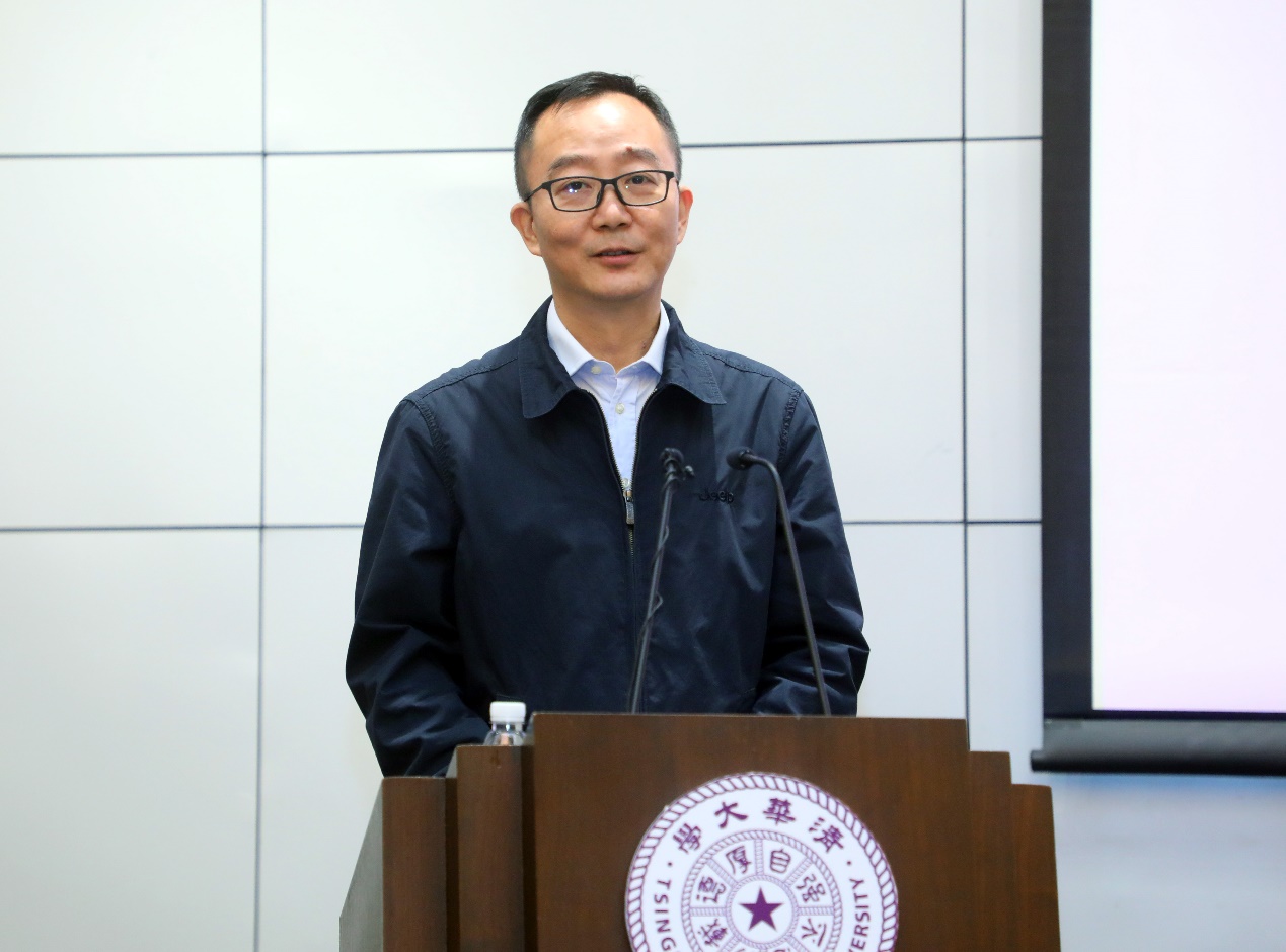 2025新澳门开门原料免费