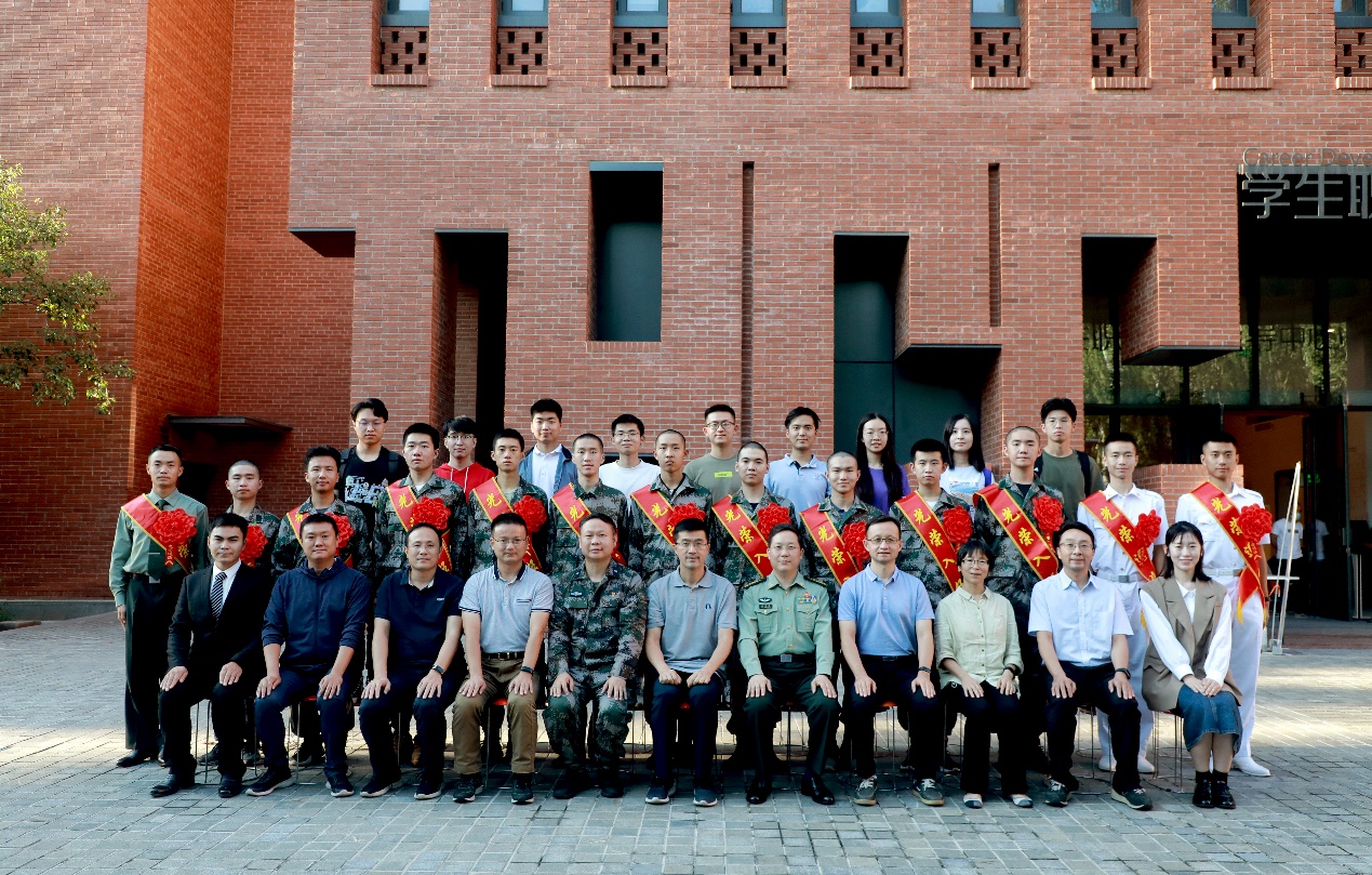 2025新澳门开门原料免费