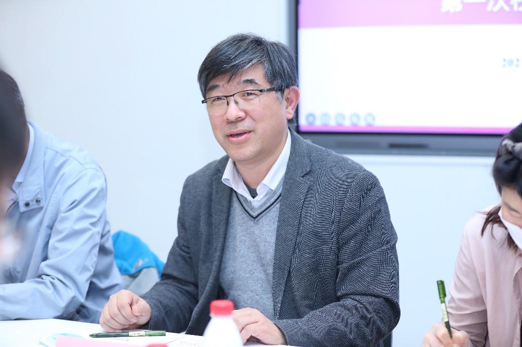 2025新澳门开门原料免费