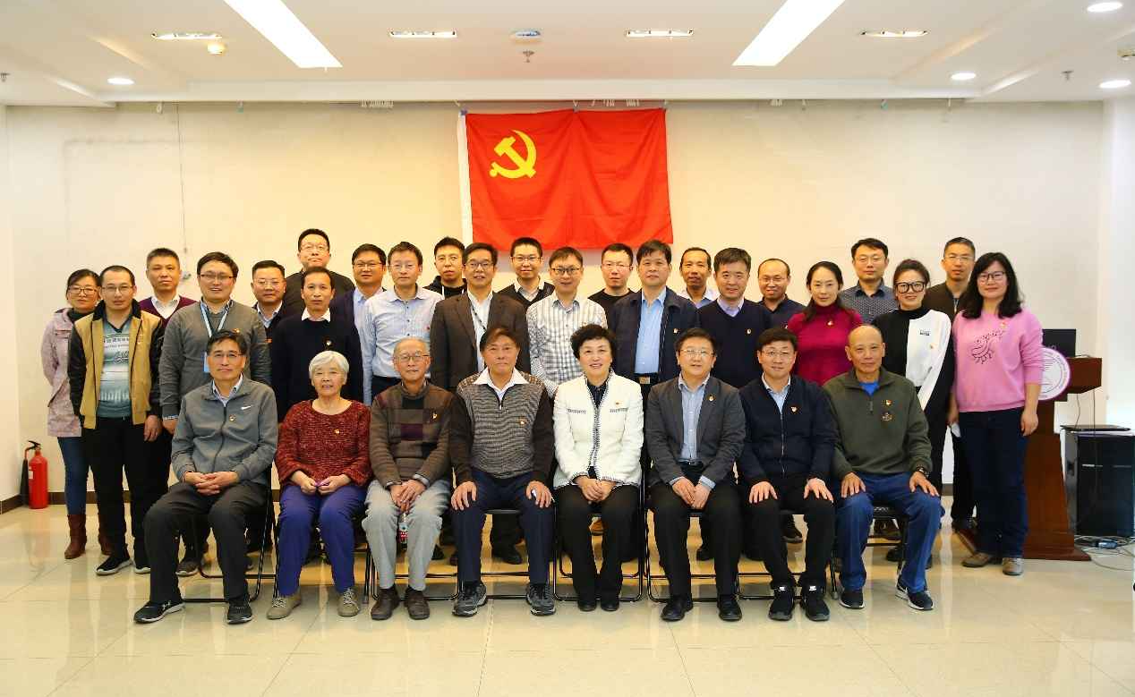 2025新澳门开门原料免费