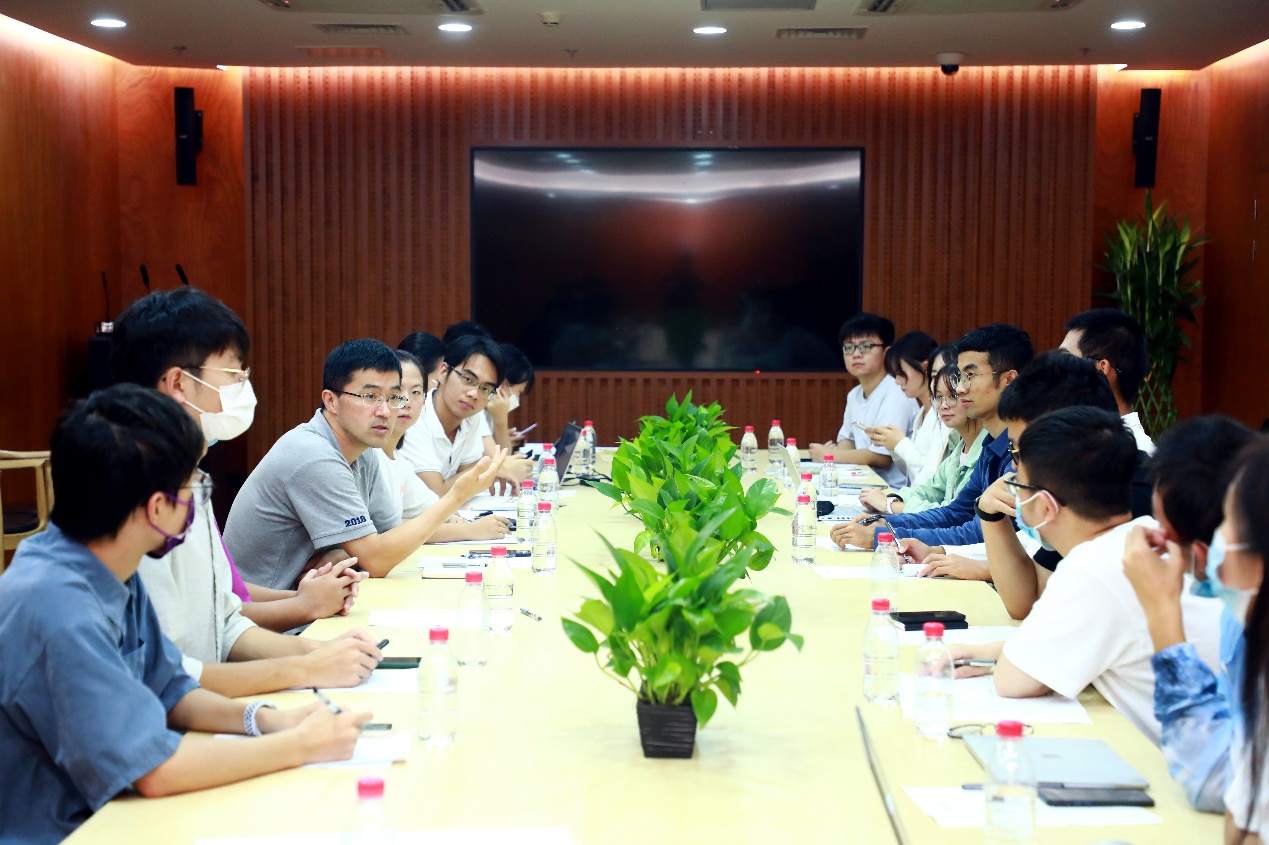 2025新澳门开门原料免费