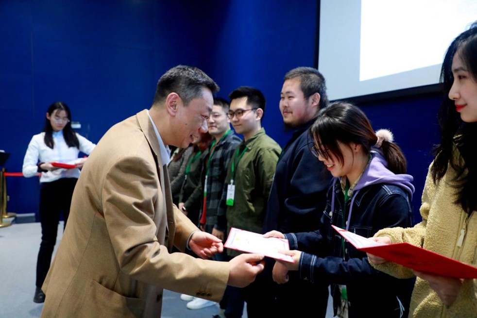 2025新澳门开门原料免费