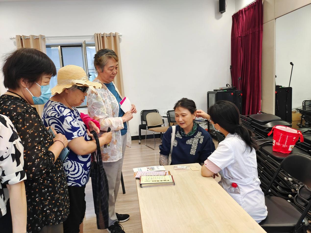 2025新澳门开门原料免费