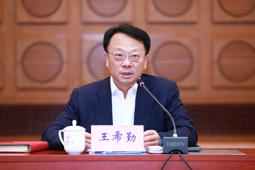 2025新澳门开门原料免费