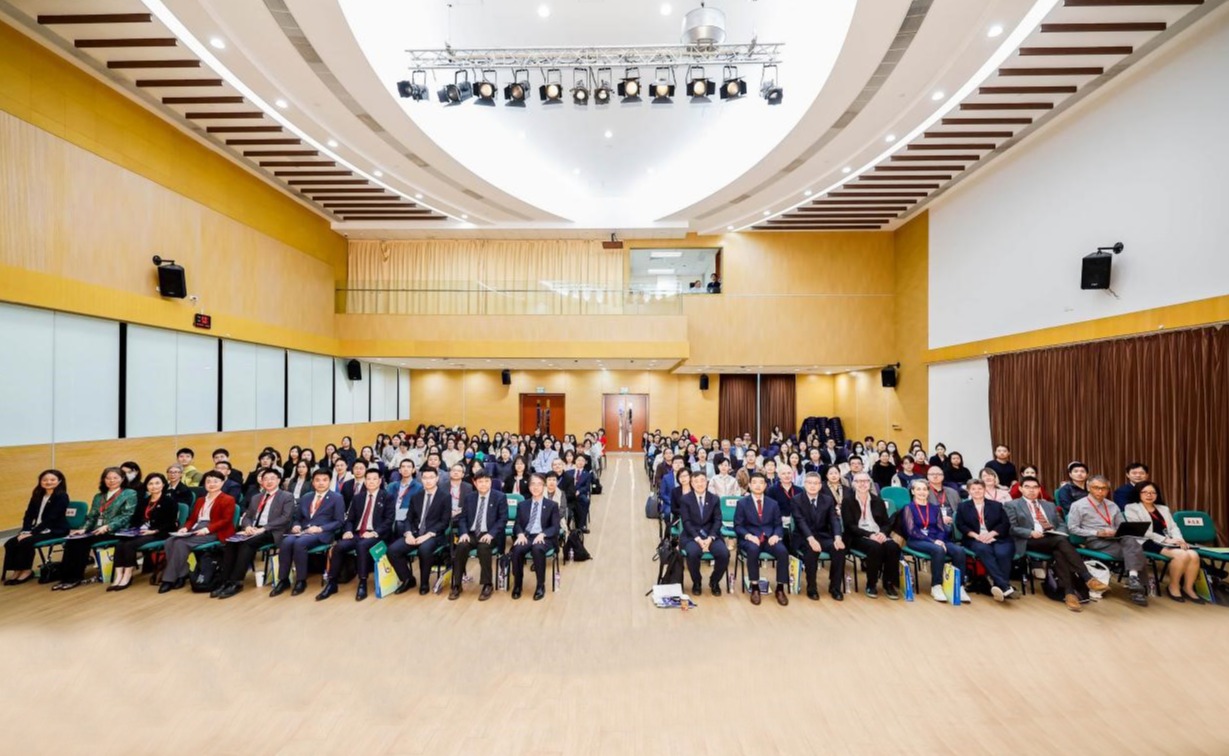 2025新澳门开门原料免费