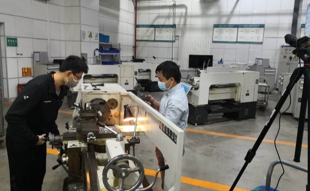 2025新澳门开门原料免费