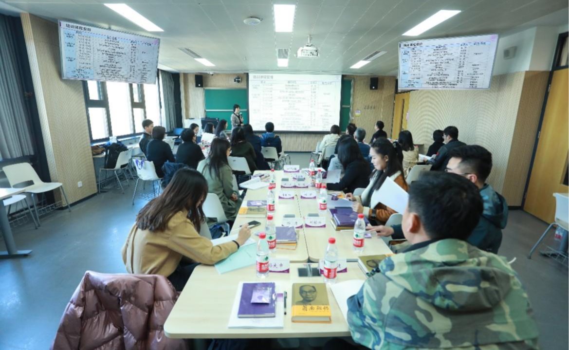 2025新澳门开门原料免费