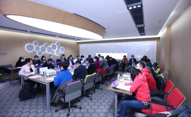 2025新澳门开门原料免费