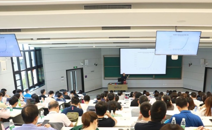 2025新澳门开门原料免费