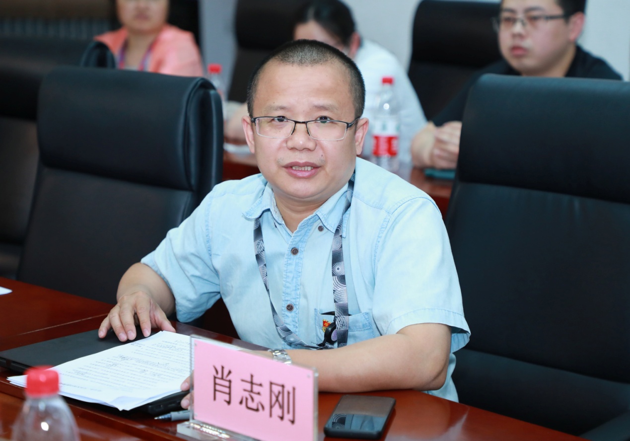 2025新澳门开门原料免费