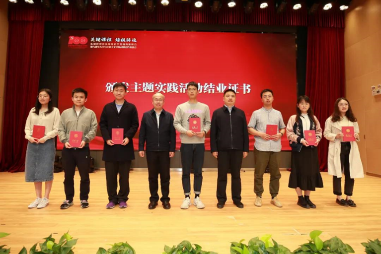 2025新澳门开门原料免费