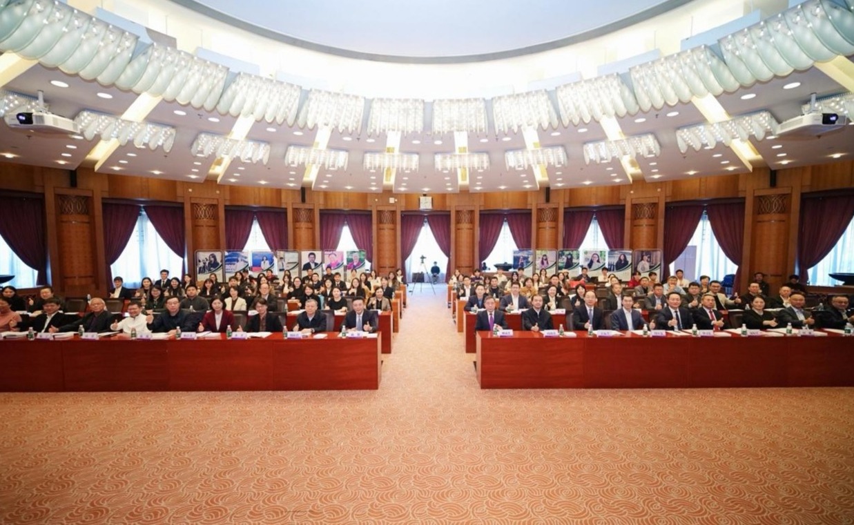 2025新澳门开门原料免费