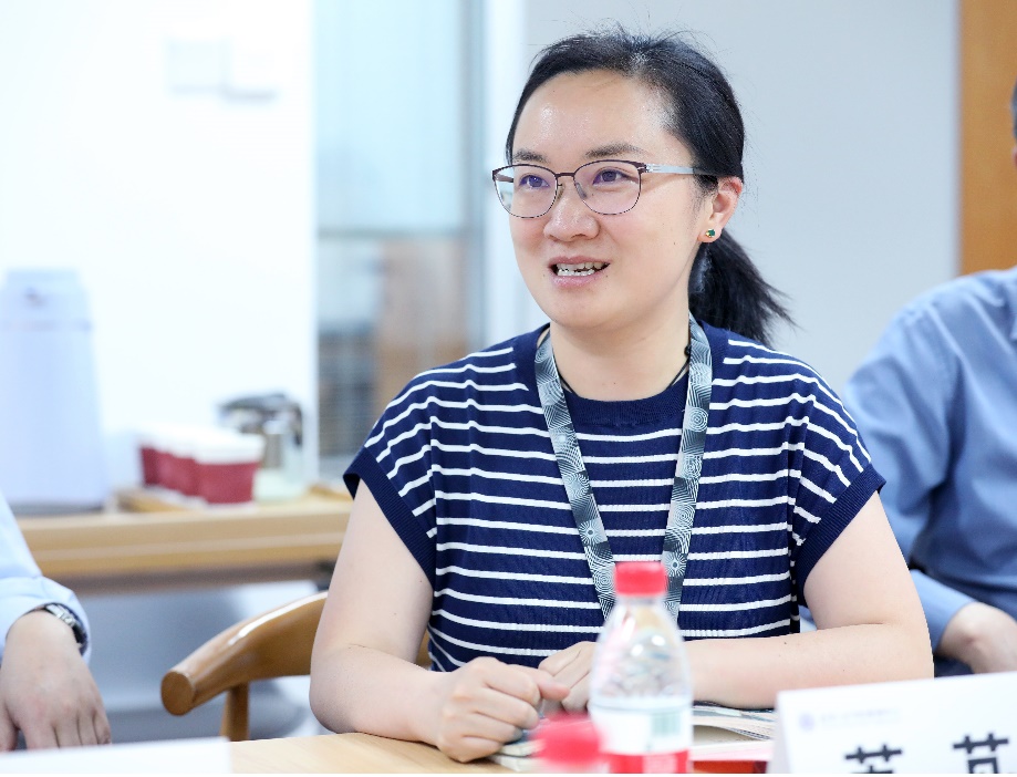 2025新澳门开门原料免费