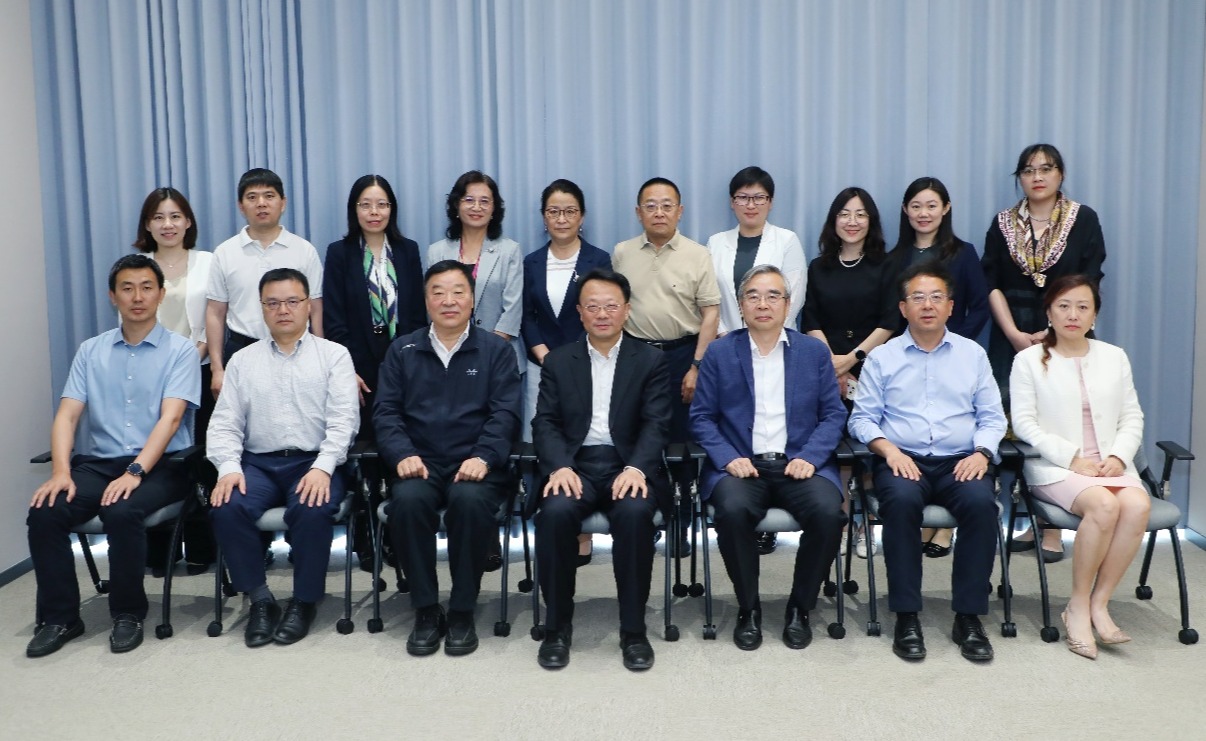 2025新澳门开门原料免费