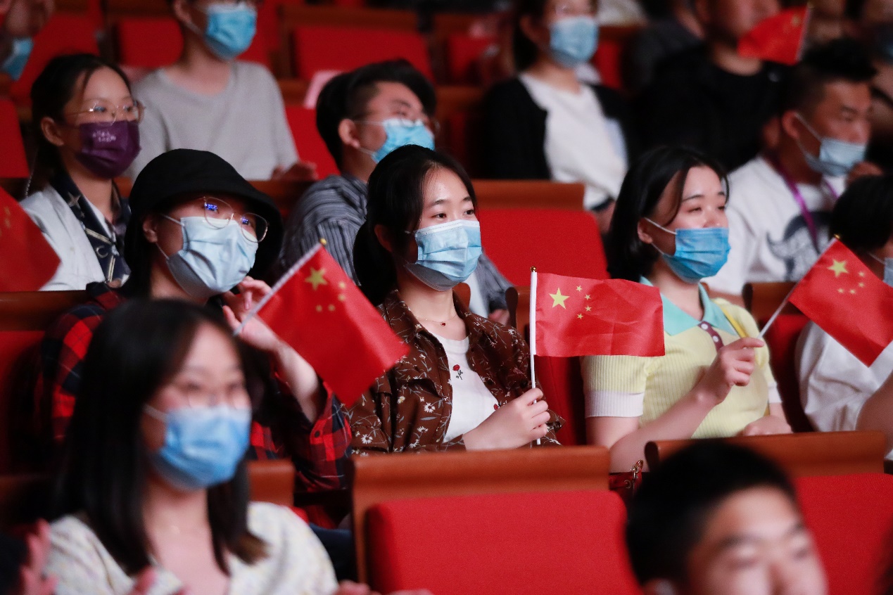 2025新澳门开门原料免费