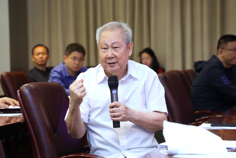 2025新澳门开门原料免费