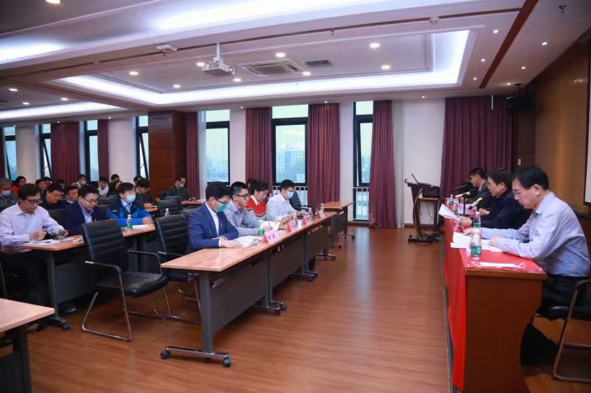 2025新澳门开门原料免费