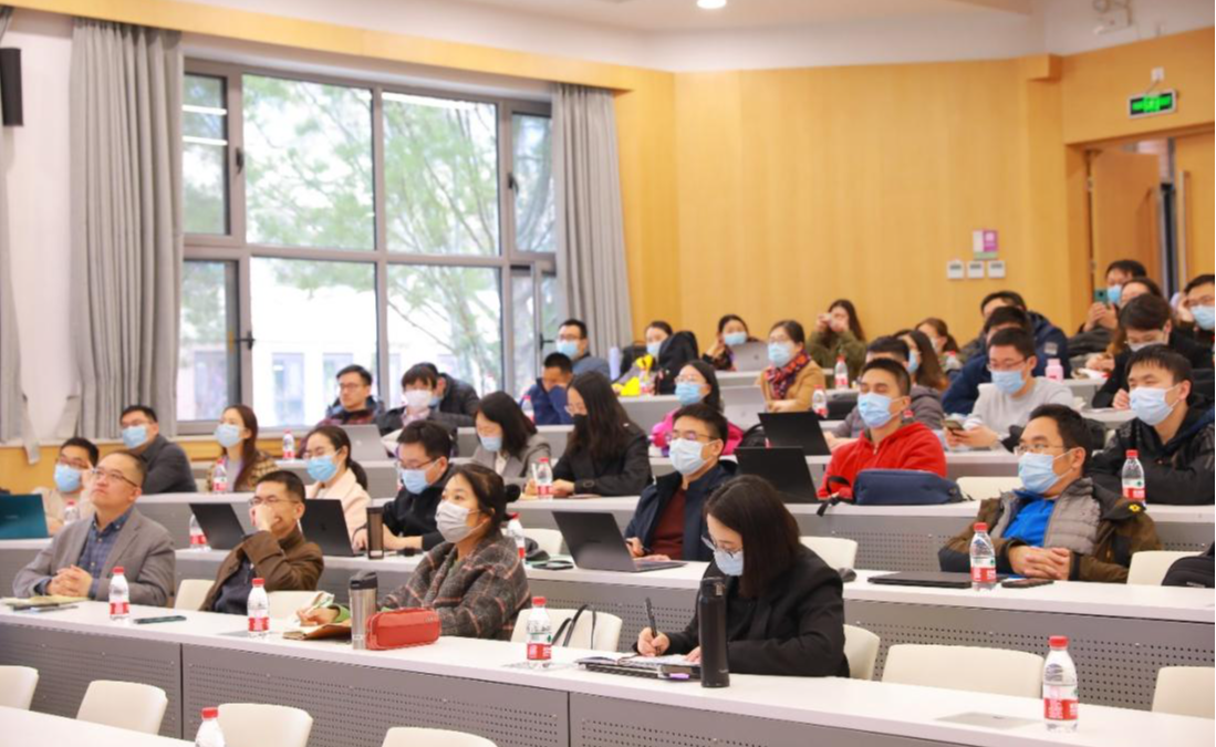 2025新澳门开门原料免费