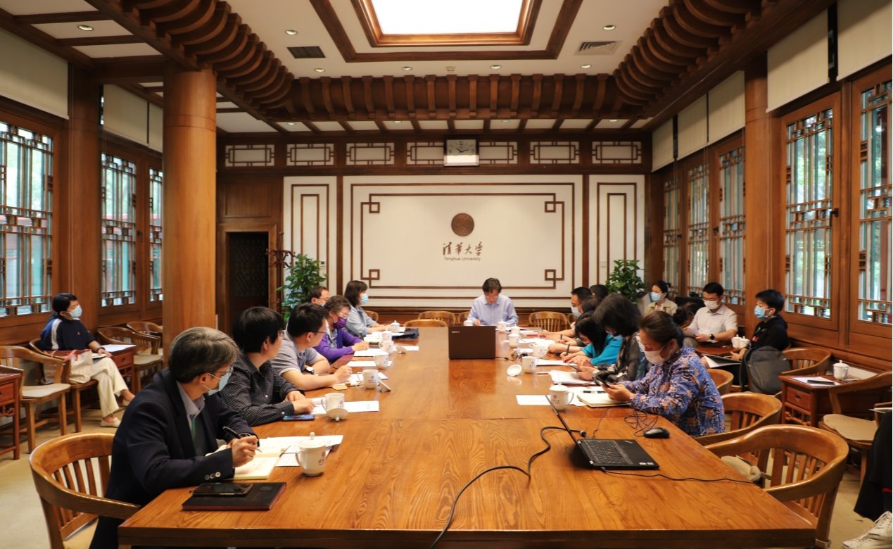 2025新澳门开门原料免费