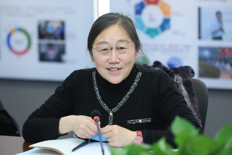 2025新澳门开门原料免费