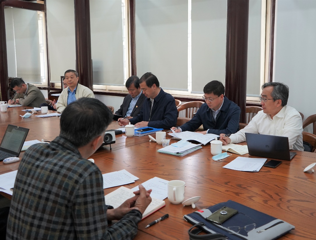 2025新澳门开门原料免费