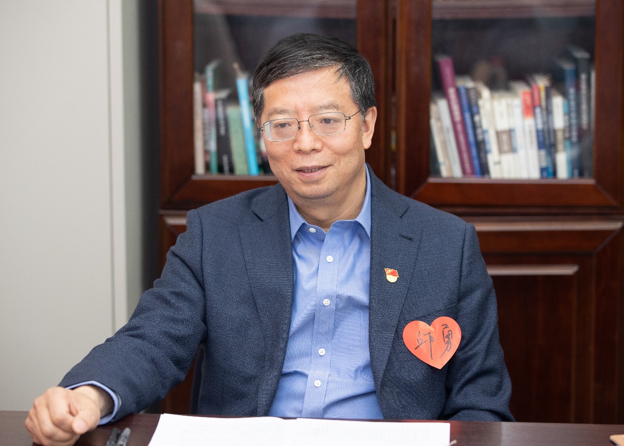 2025新澳门开门原料免费