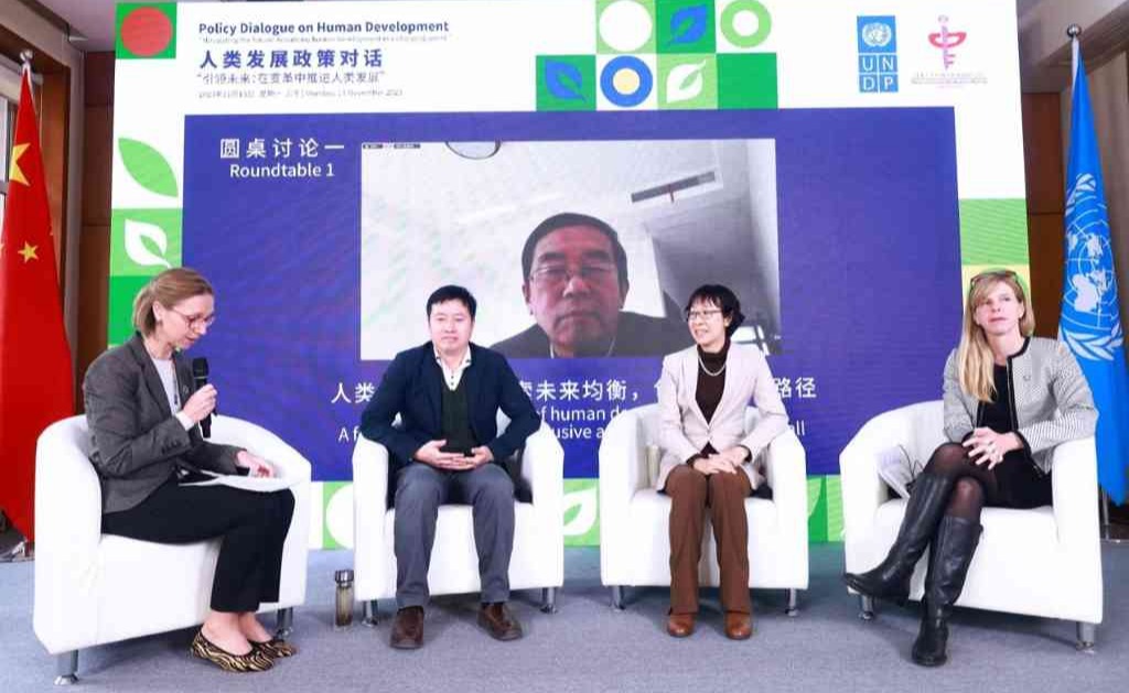 2025新澳门开门原料免费