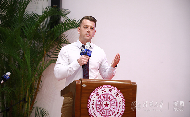 2025新澳门开门原料免费