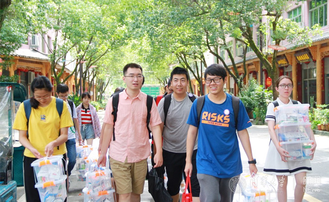 2025新澳门开门原料免费